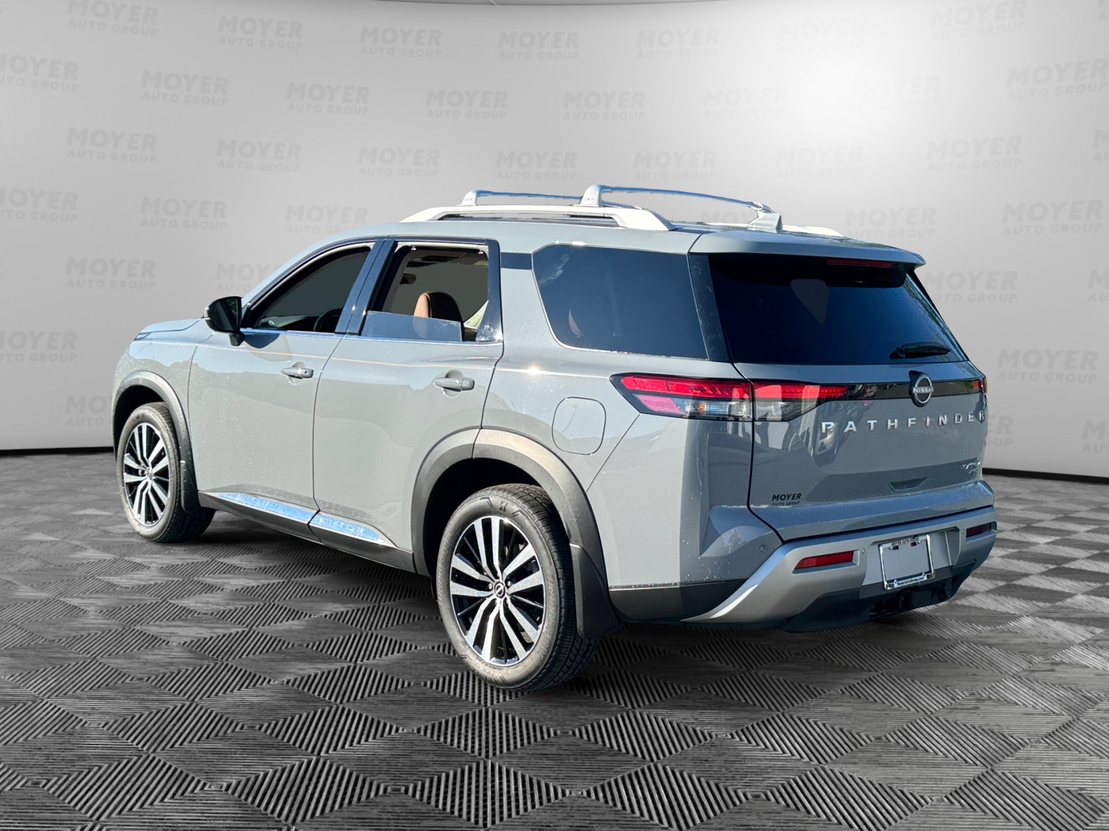 Certified 2025 Nissan Pathfinder Platinum Platinum 4WD