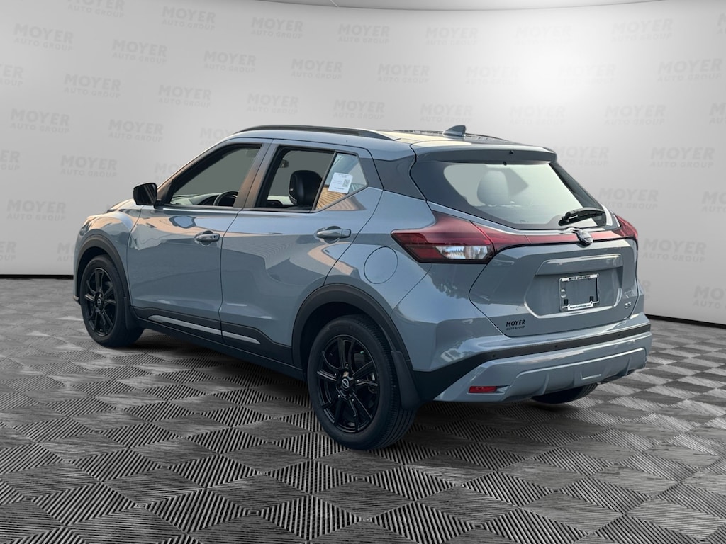 Certified 2023 Nissan Kicks SR SR FWD