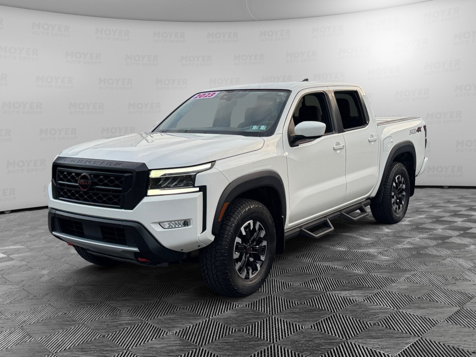 2023 Nissan Frontier Crew Cab 4x4 PRO-4X Auto 