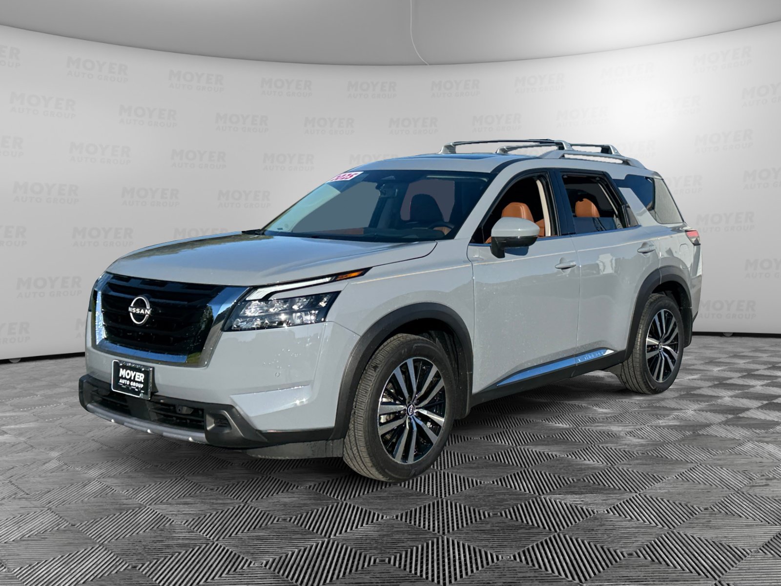 Certified 2025 Nissan Pathfinder Platinum Platinum 4WD