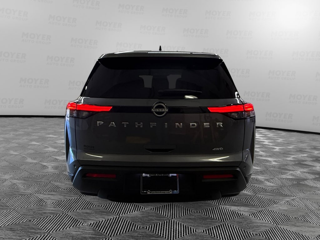 Certified 2024 Nissan Pathfinder S S 4WD