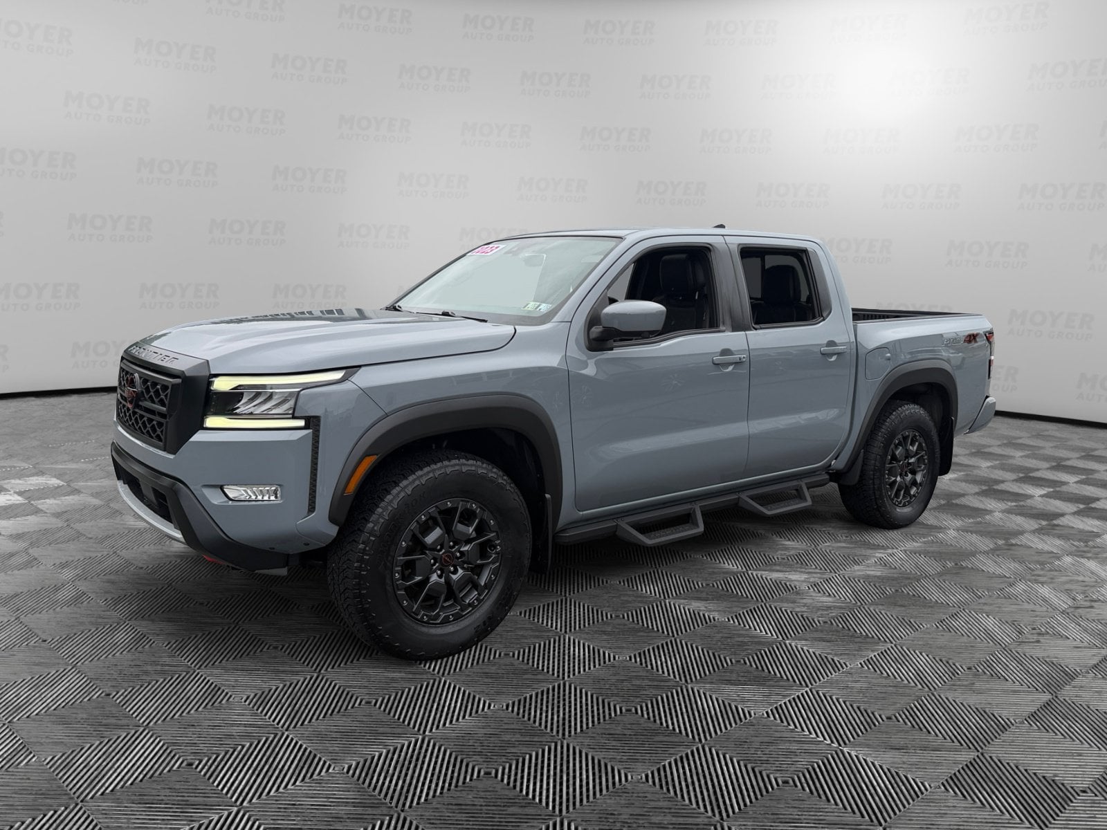 2023 Nissan Frontier Crew Cab 4x4 PRO-4X Auto 