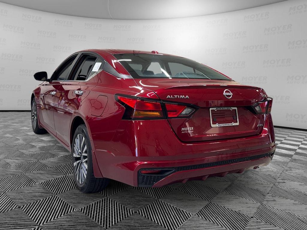 Certified 2024 Nissan Altima 2.5 SV Sedan