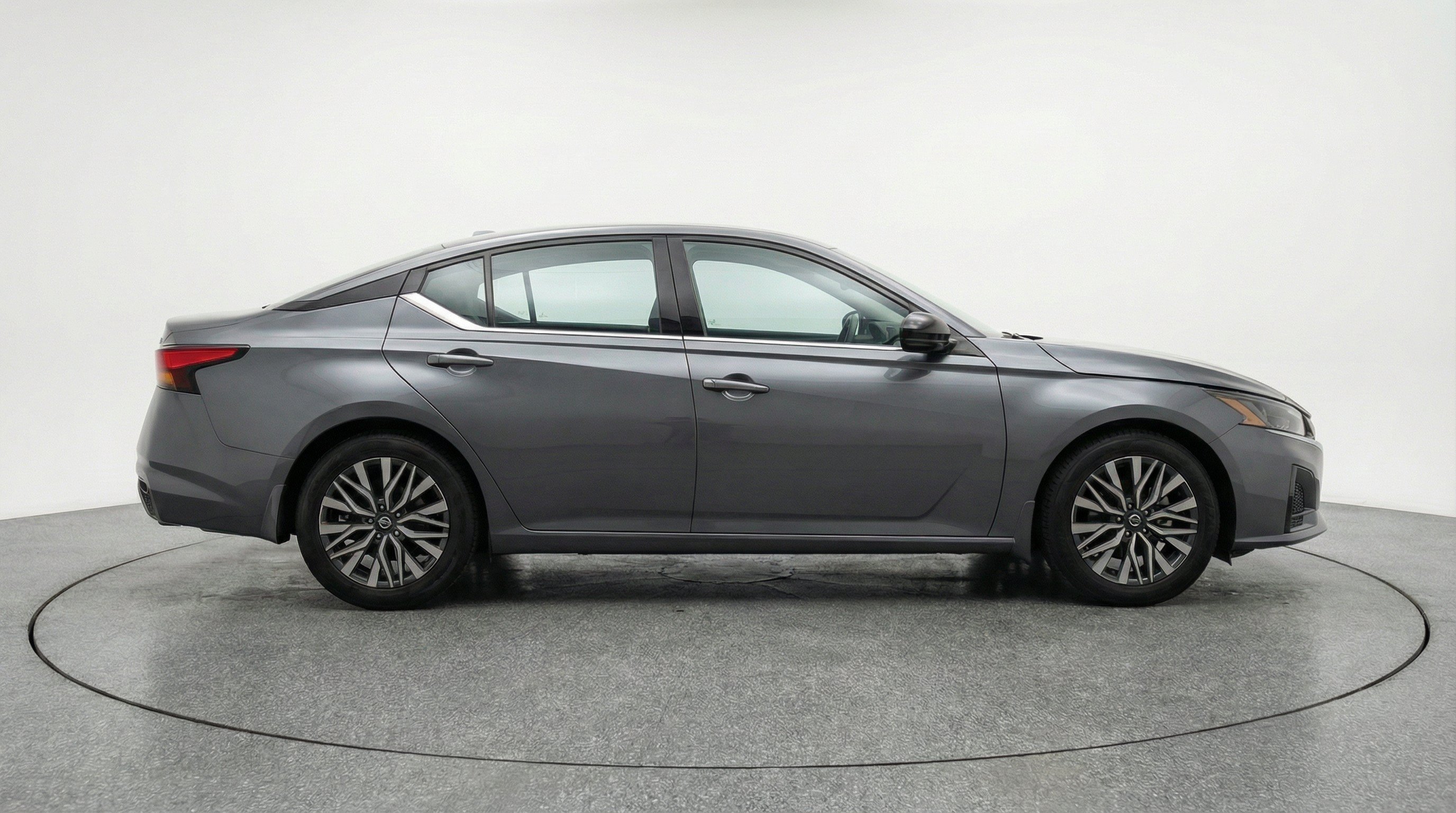 Thumbnail: 2025 Nissan Altima - 10