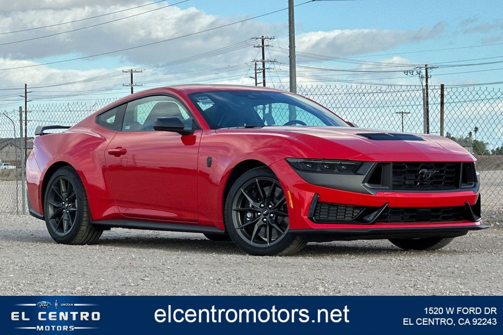2026 Ford Mustang Dark Horse
