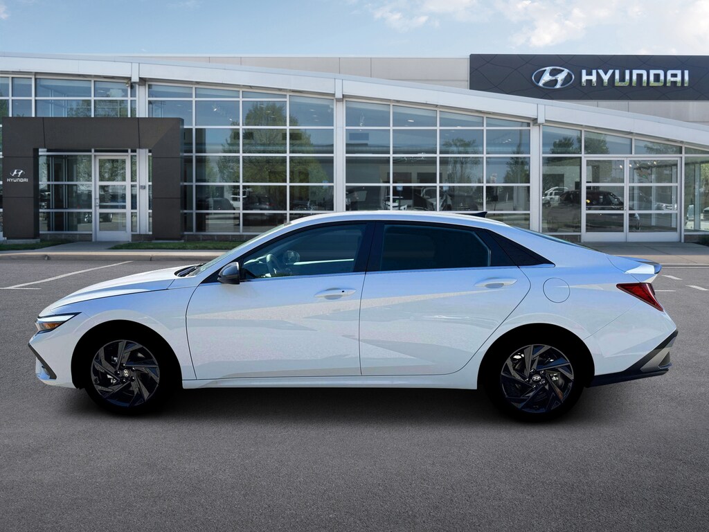 New 2026 Hyundai Elantra SEL Sport Sedan