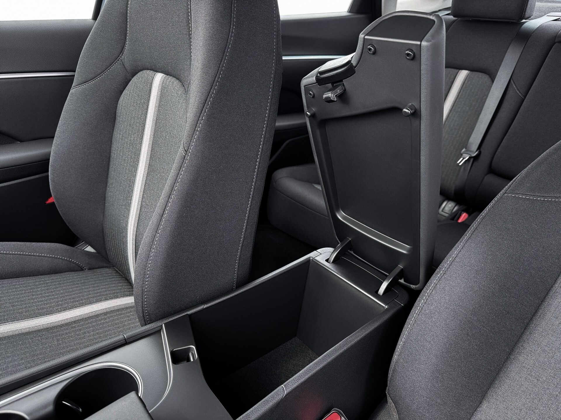 2026 Hyundai Sonata SEL - Photo 18