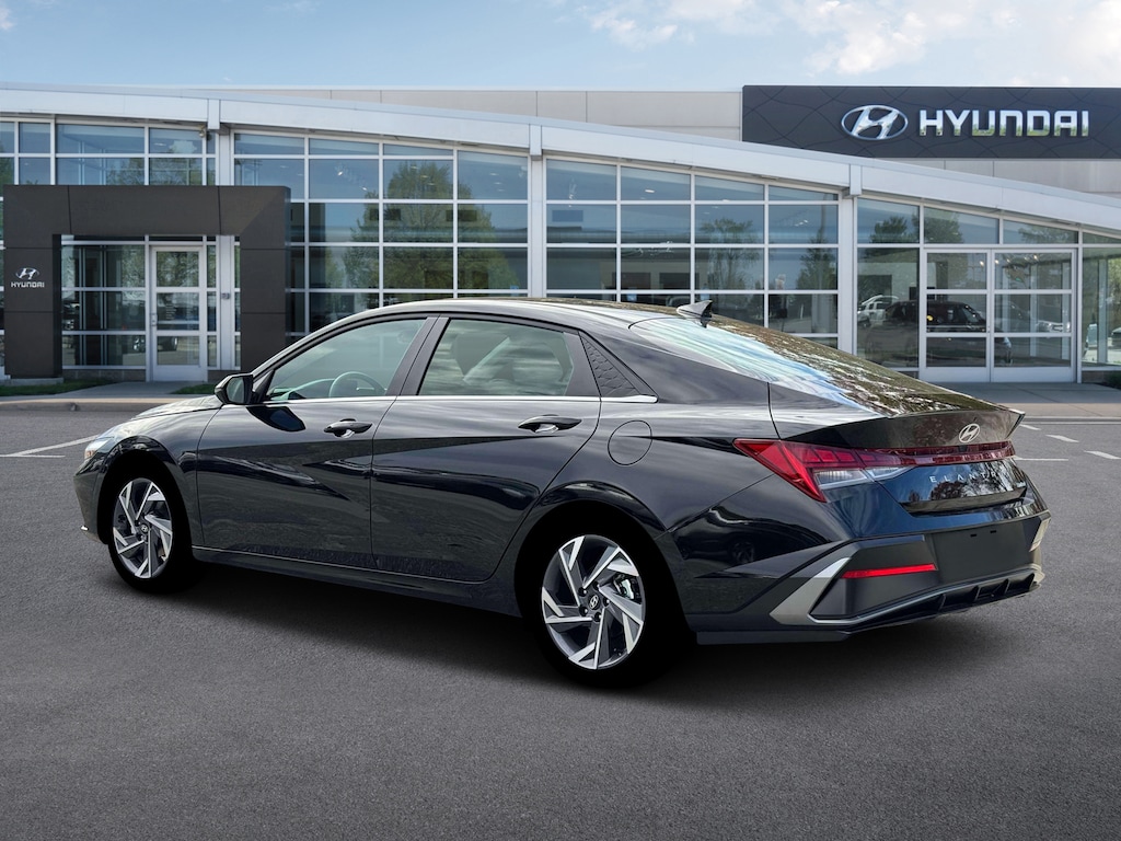 New 2026 Hyundai Elantra Limited Sedan