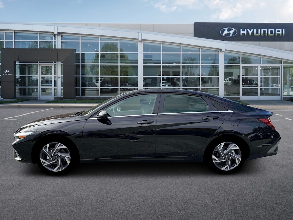 New 2026 Hyundai Elantra Limited Sedan