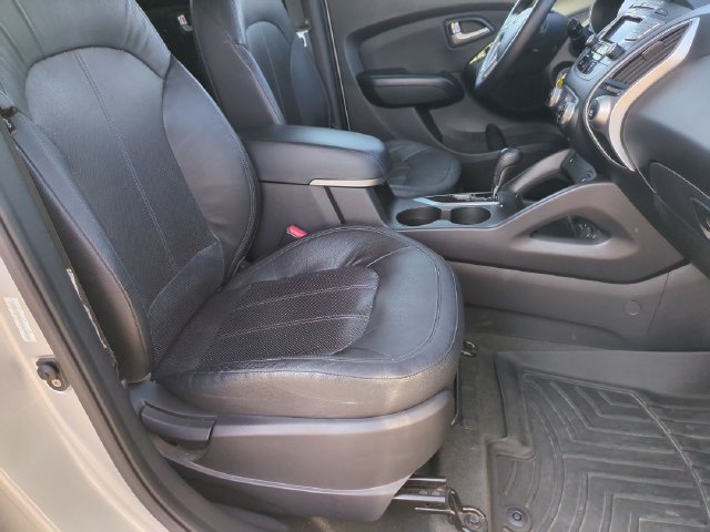 2012 Hyundai Tucson Limited - Photo 17
