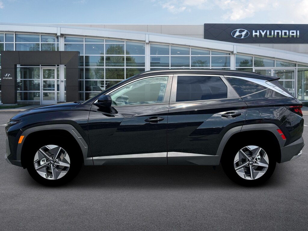 New 2026 Hyundai Tucson SEL Plus AWD SUV