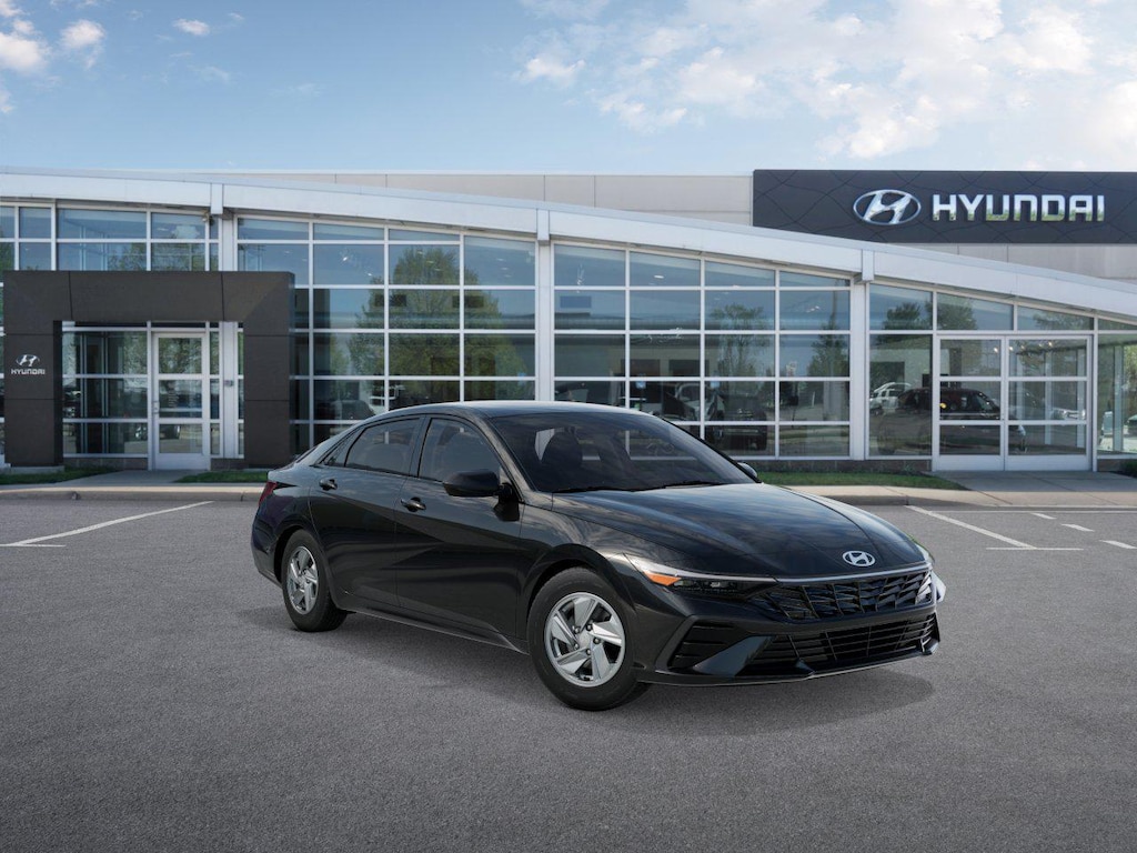 New 2026 Hyundai Elantra SE Sedan