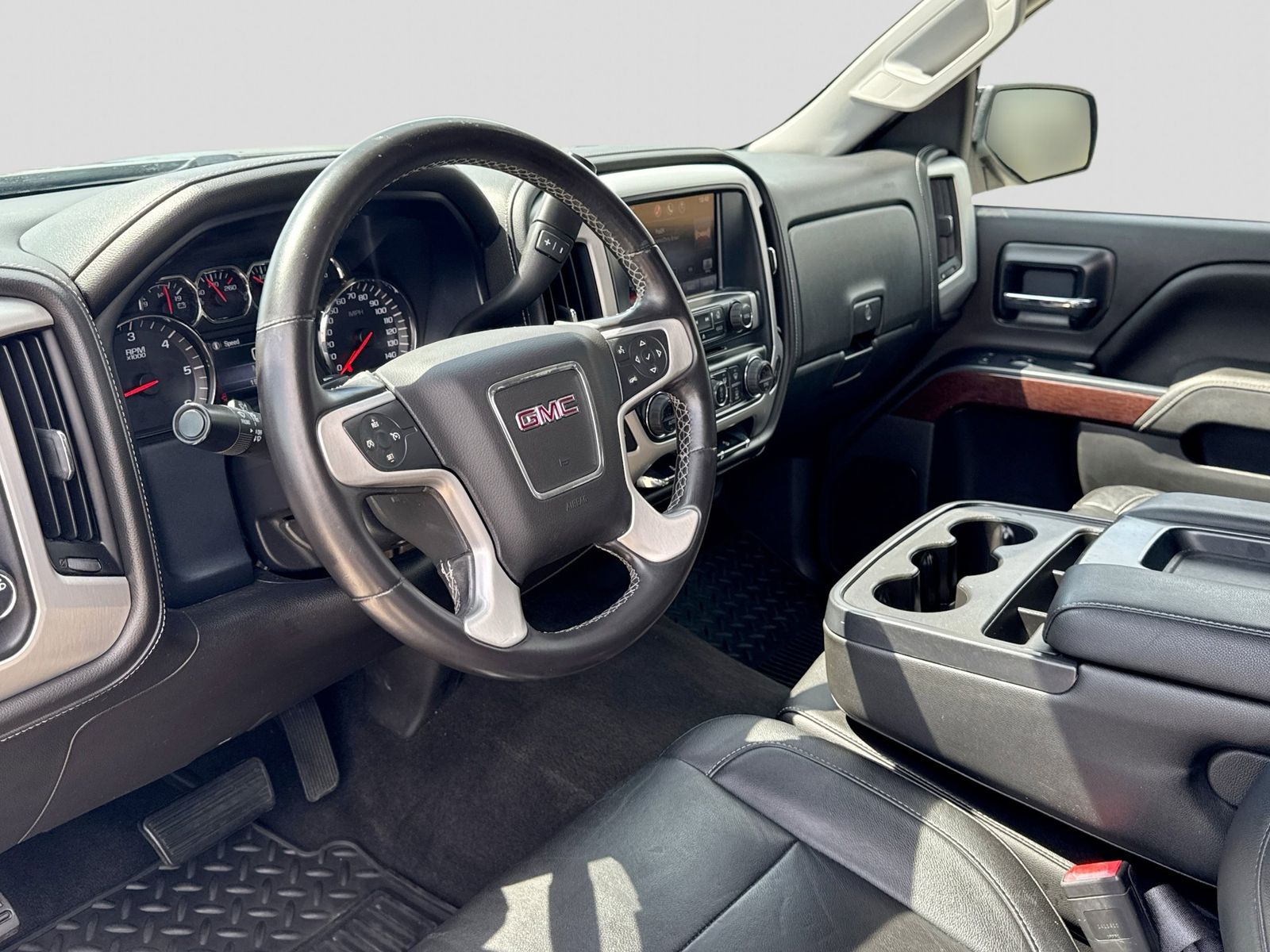 Used 2014 GMC Sierra 1500 SLE with VIN 3GTU2UEC4EG445527 for sale in Washington, MI