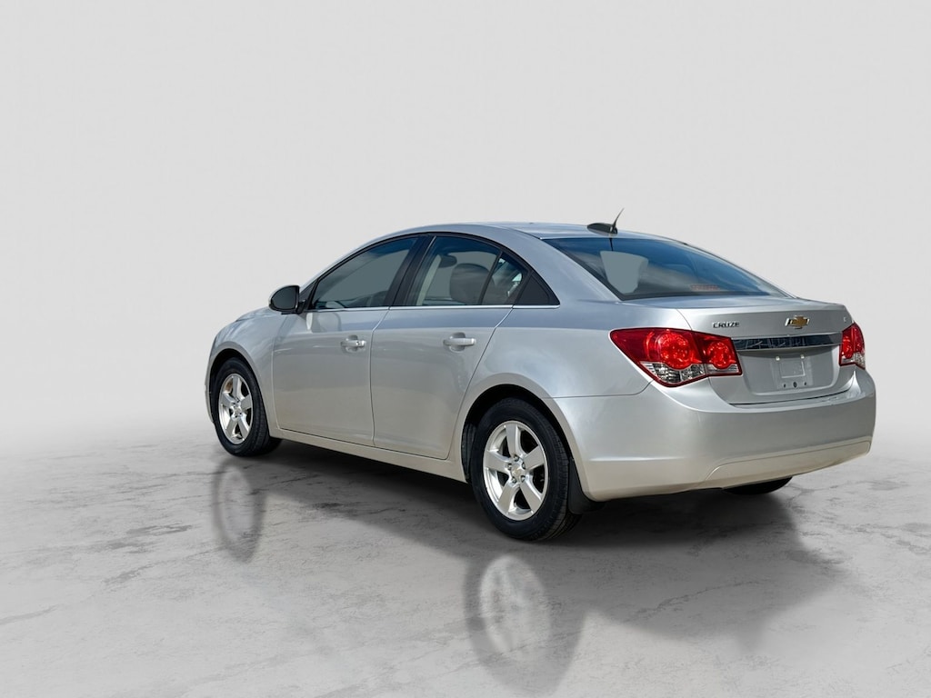 Used 2016 Chevrolet Cruze Limited 1LT Sedan