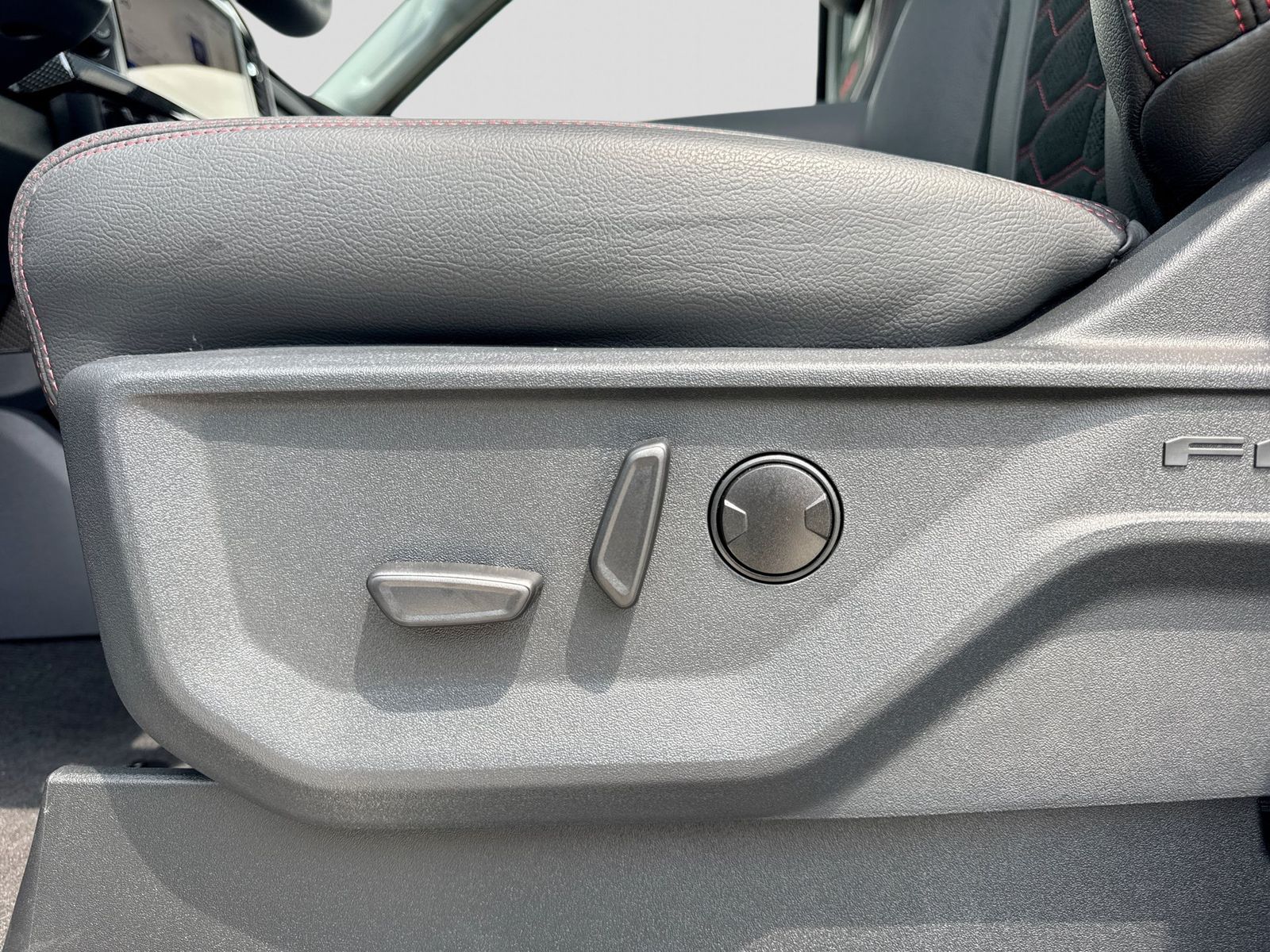 2026 Ford F-250 Super Duty Lariat - Photo 17