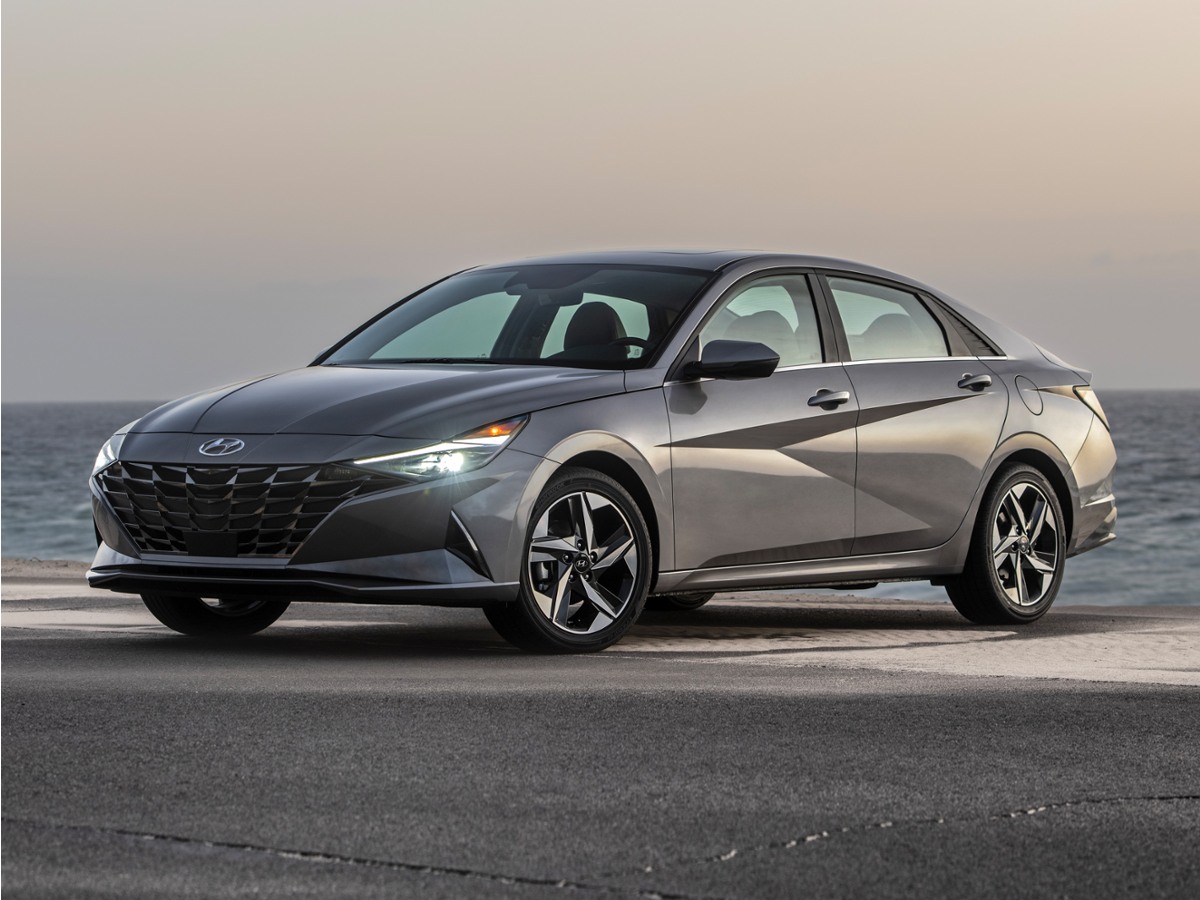  Hyundai Elantra Hybrid