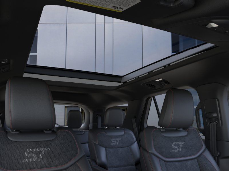 2026 Ford Explorer ST - Photo 22
