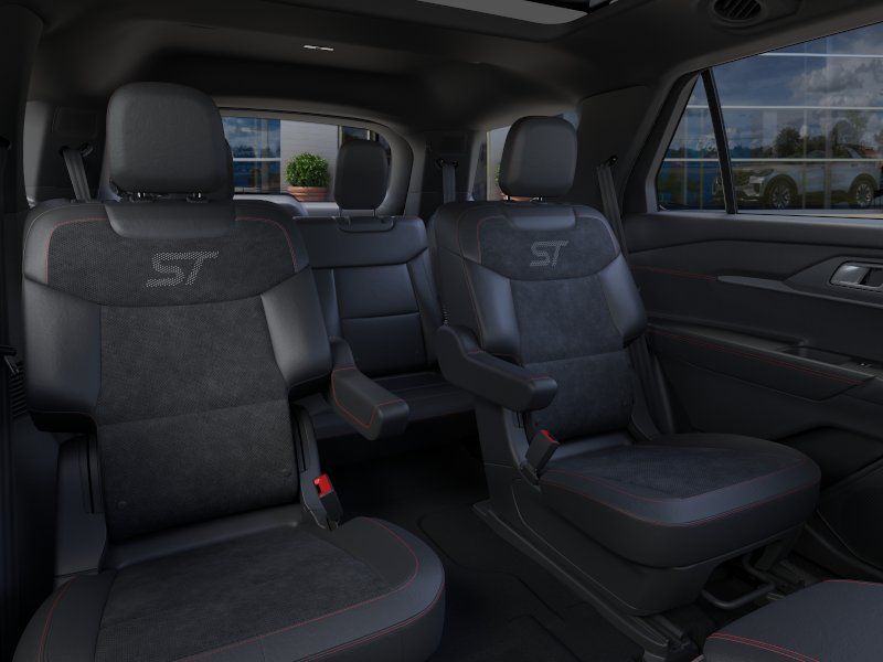 2026 Ford Explorer ST - Photo 11