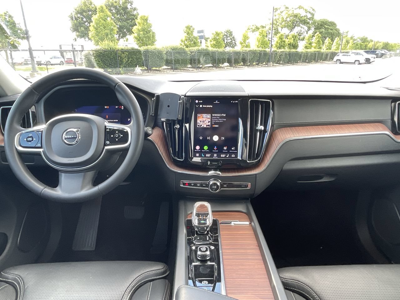 2023 Volvo XC60 Ultimate - Photo 10