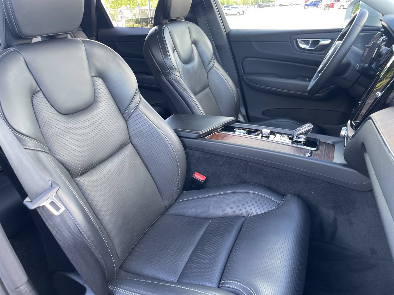 2023 Volvo XC60 Ultimate - Photo 22