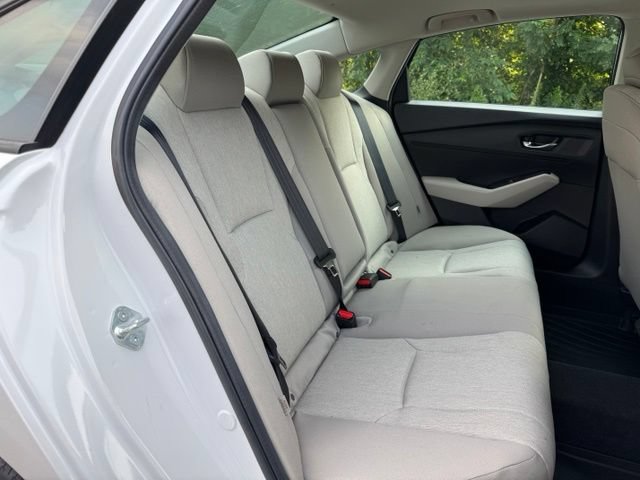 2025 Honda Accord SE - Photo 23