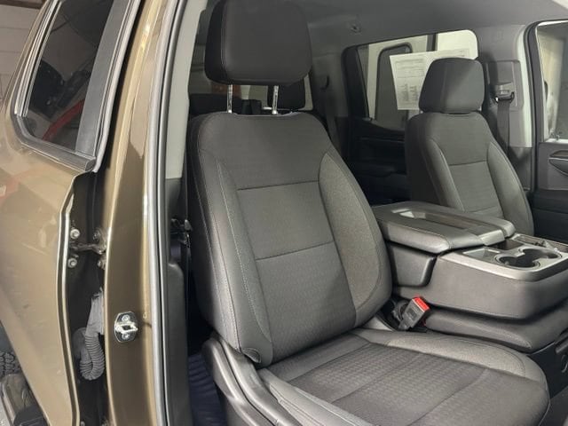 2023 Chevrolet Silverado 1500 LT - Photo 23
