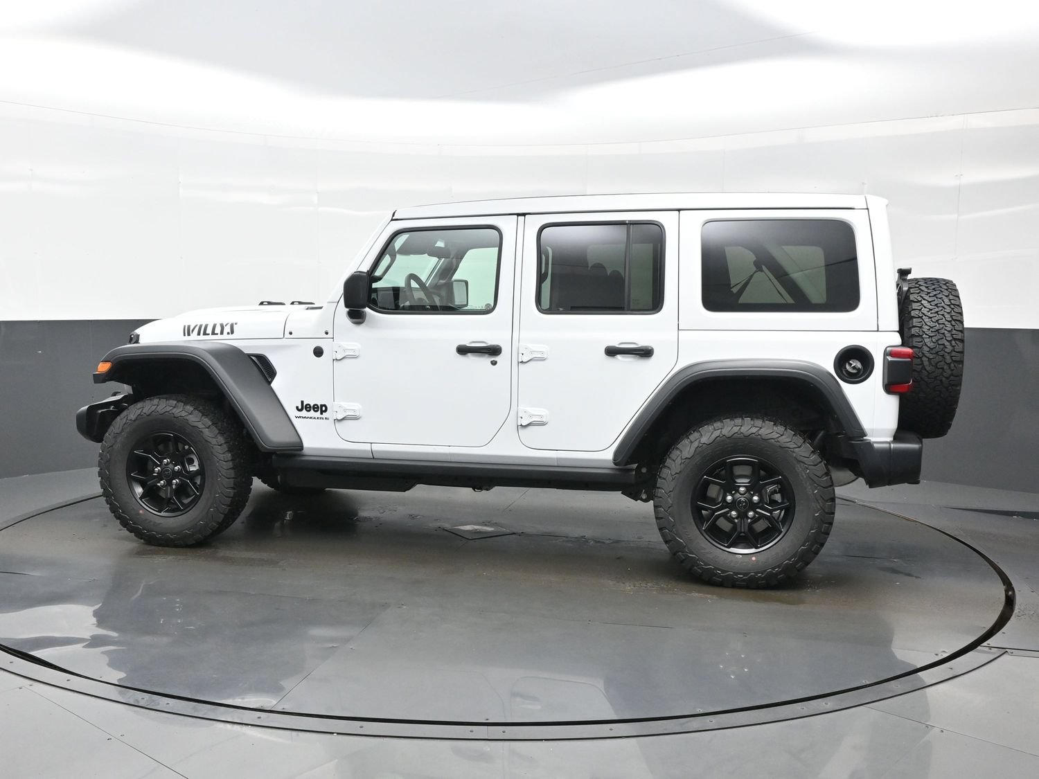 New 2027 Jeep Wrangler 4-DOOR WILLYS Sport Utility