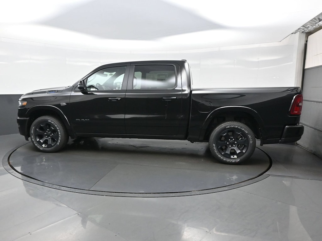 New 2027 Ram 1500 BIG HORN CREW CAB 4X4 5'7 BOX Pickup