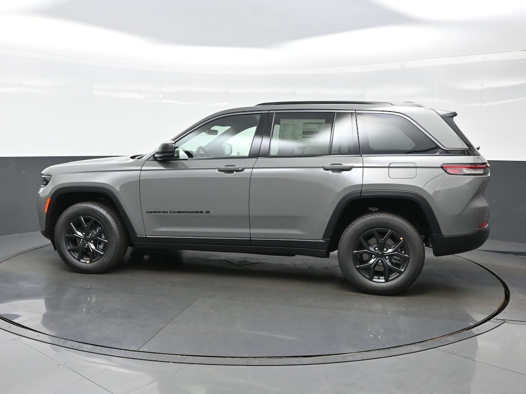 New 2027 Jeep Grand Cherokee LAREDO ALTITUDE 4X4 Sport Utility