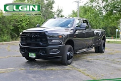 2026 Ram 3500 TRADESMAN CREW CAB 4X4 8' BOX Pickup