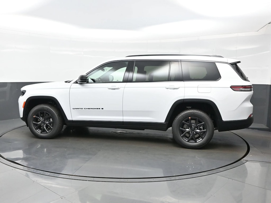 New 2027 Jeep Grand Cherokee L LAREDO ALTITUDE 4X4 Sport Utility