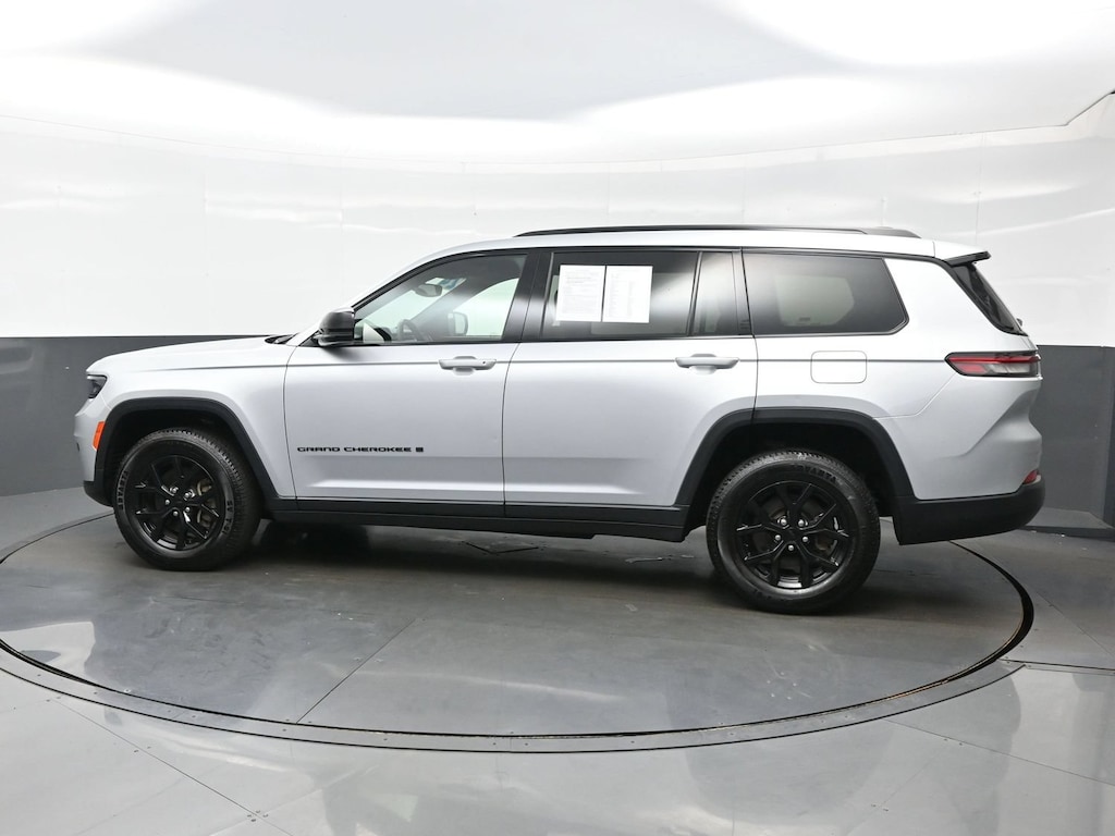 Used 2024 Jeep Grand Cherokee L Altitude Sport Utility