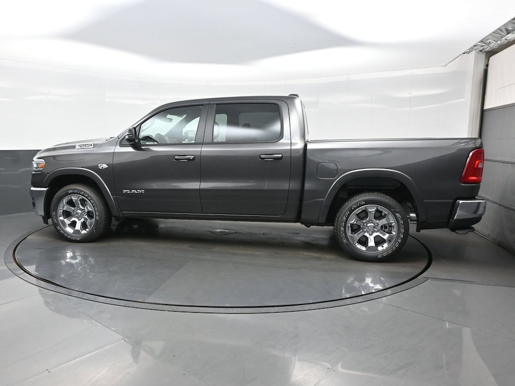 New 2027 Ram 1500 BIG HORN CREW CAB 4X4 5'7 BOX Pickup