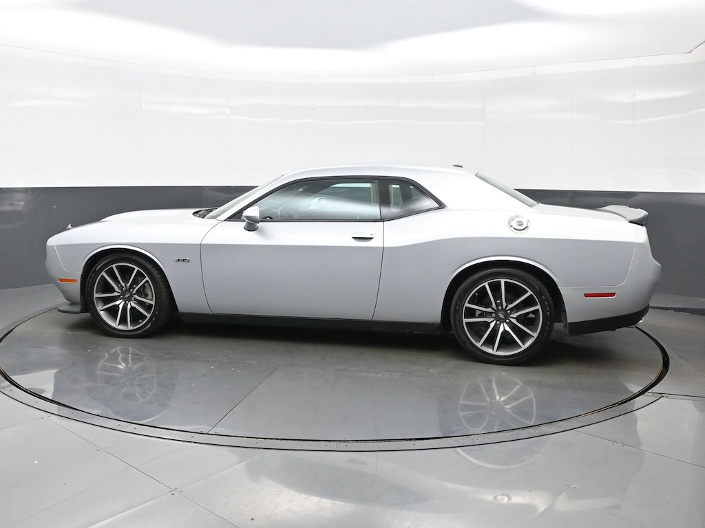 Used 2023 Dodge Challenger R/T Coupe