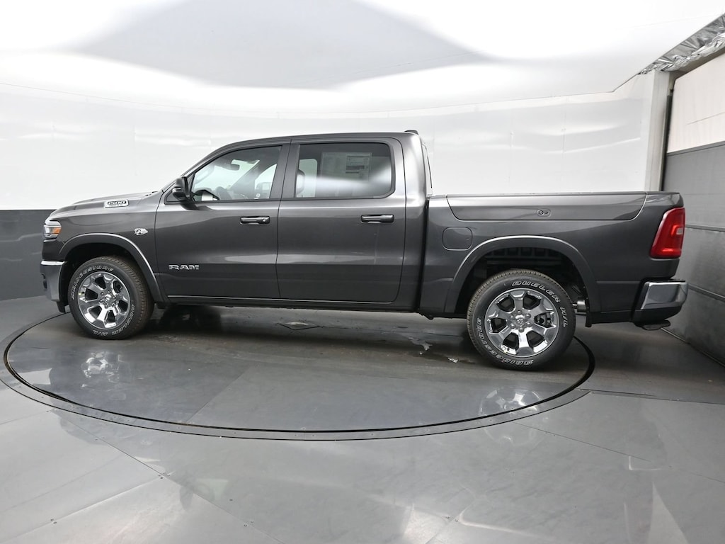 New 2027 Ram 1500 BIG HORN CREW CAB 4X4 5'7 BOX Pickup