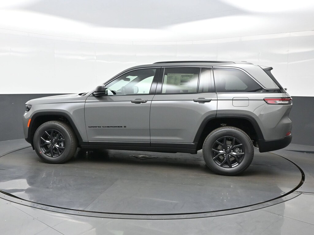 New 2027 Jeep Grand Cherokee LAREDO ALTITUDE 4X4 Sport Utility