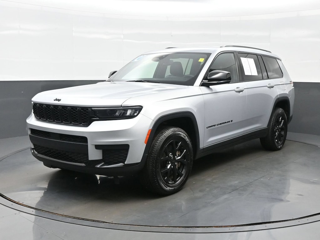 Used 2024 Jeep Grand Cherokee L Altitude Sport Utility