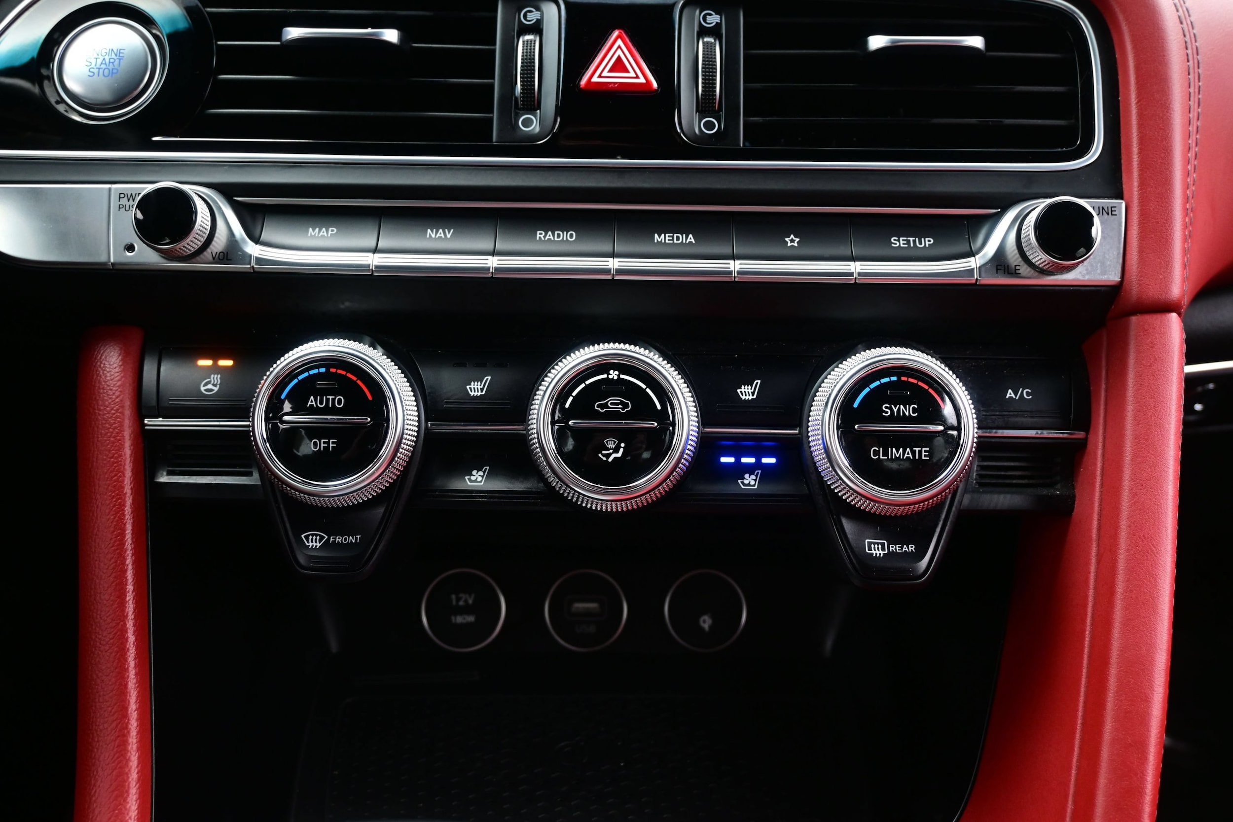 2023 GENESIS G70 Standard - Photo 21