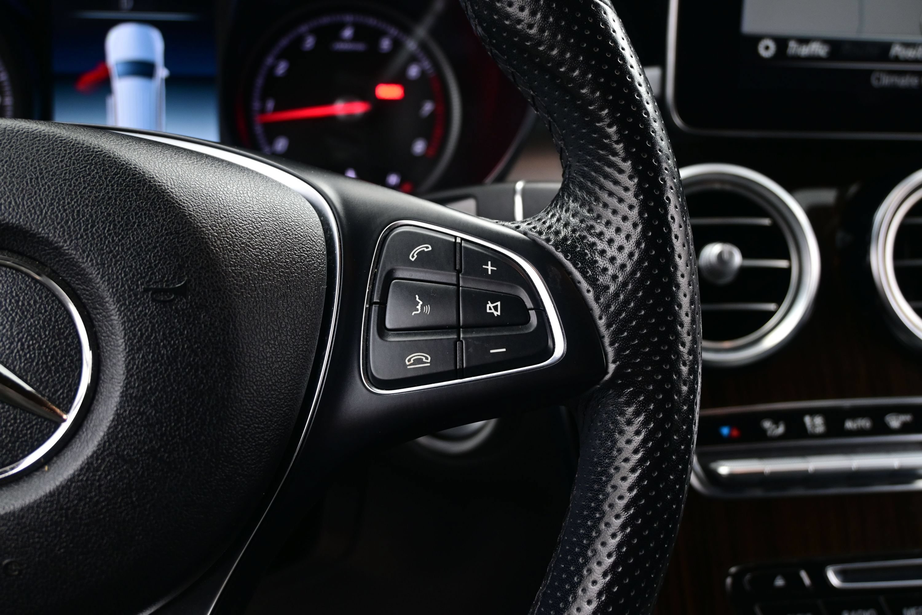 2019 Mercedes-Benz GLC GLC300 - Photo 23