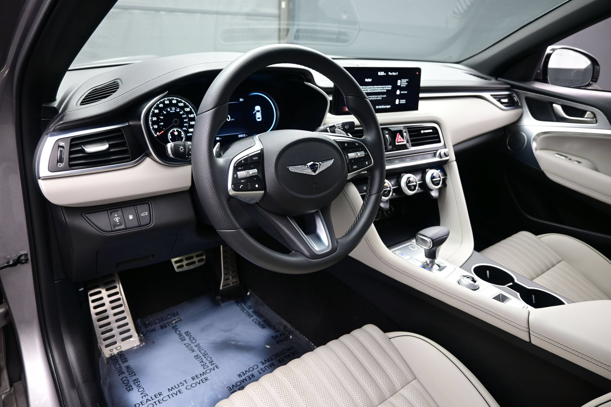 2023 GENESIS G70 Standard - Photo 13