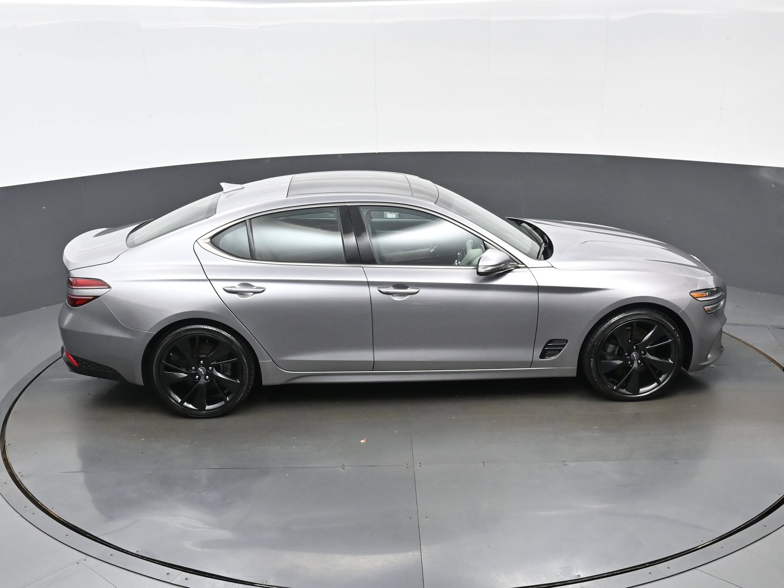 2023 GENESIS G70 Standard - Photo 45