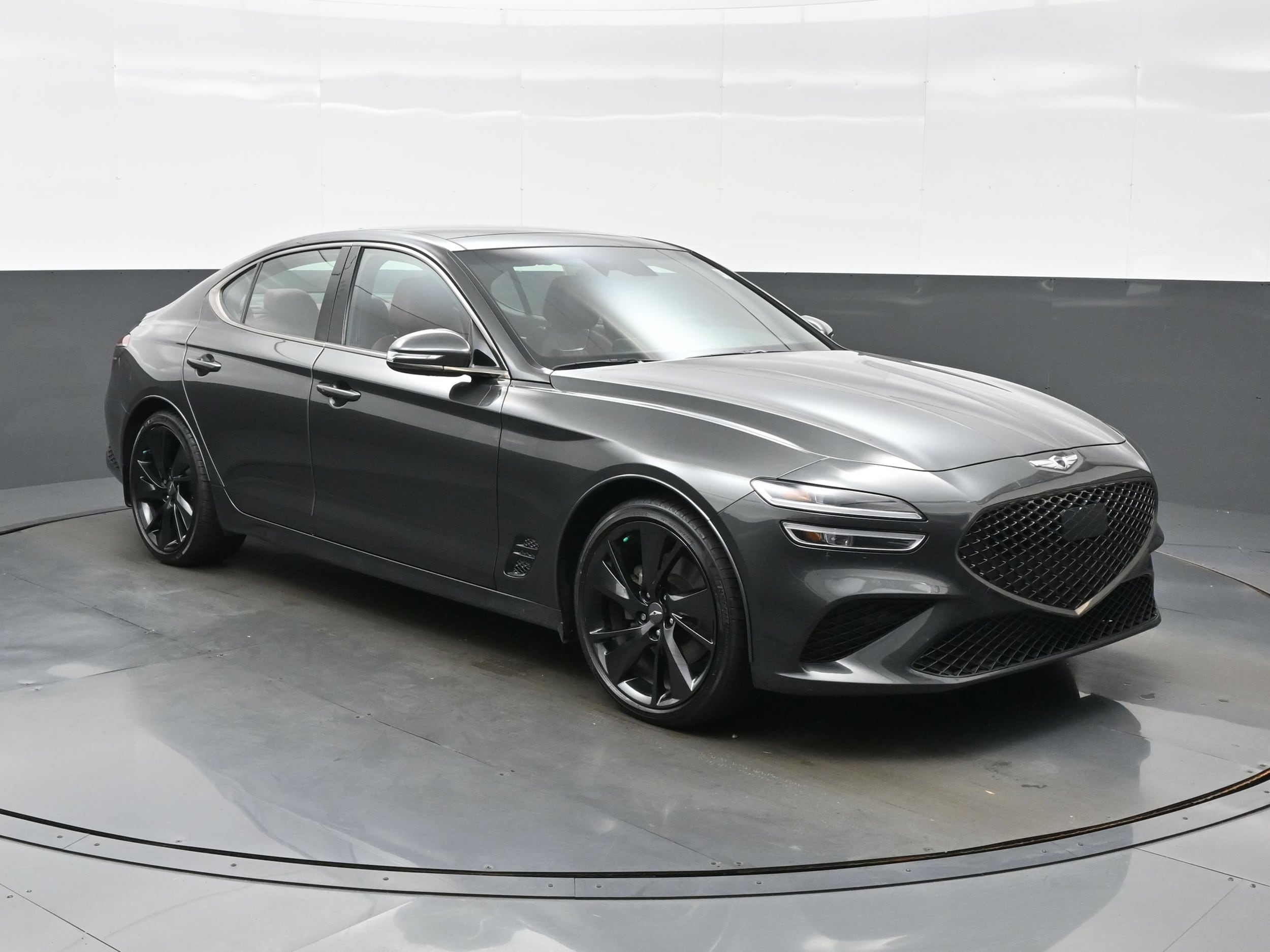 2023 GENESIS G70 Standard - Photo 8