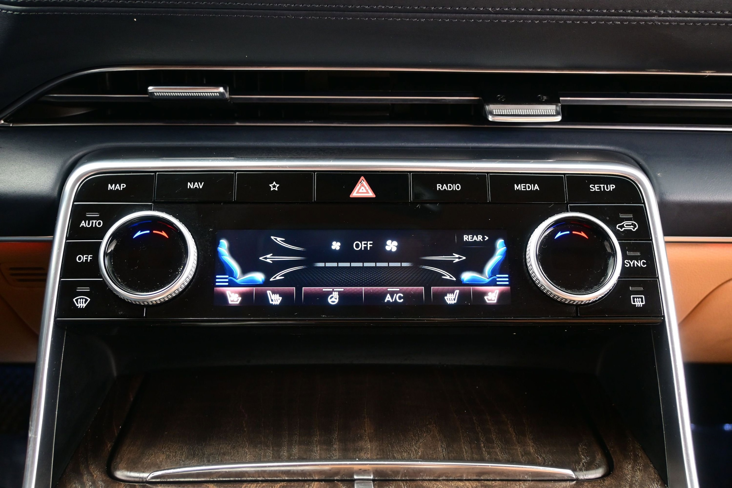 2023 GENESIS GV80 Advanced+ - Photo 22