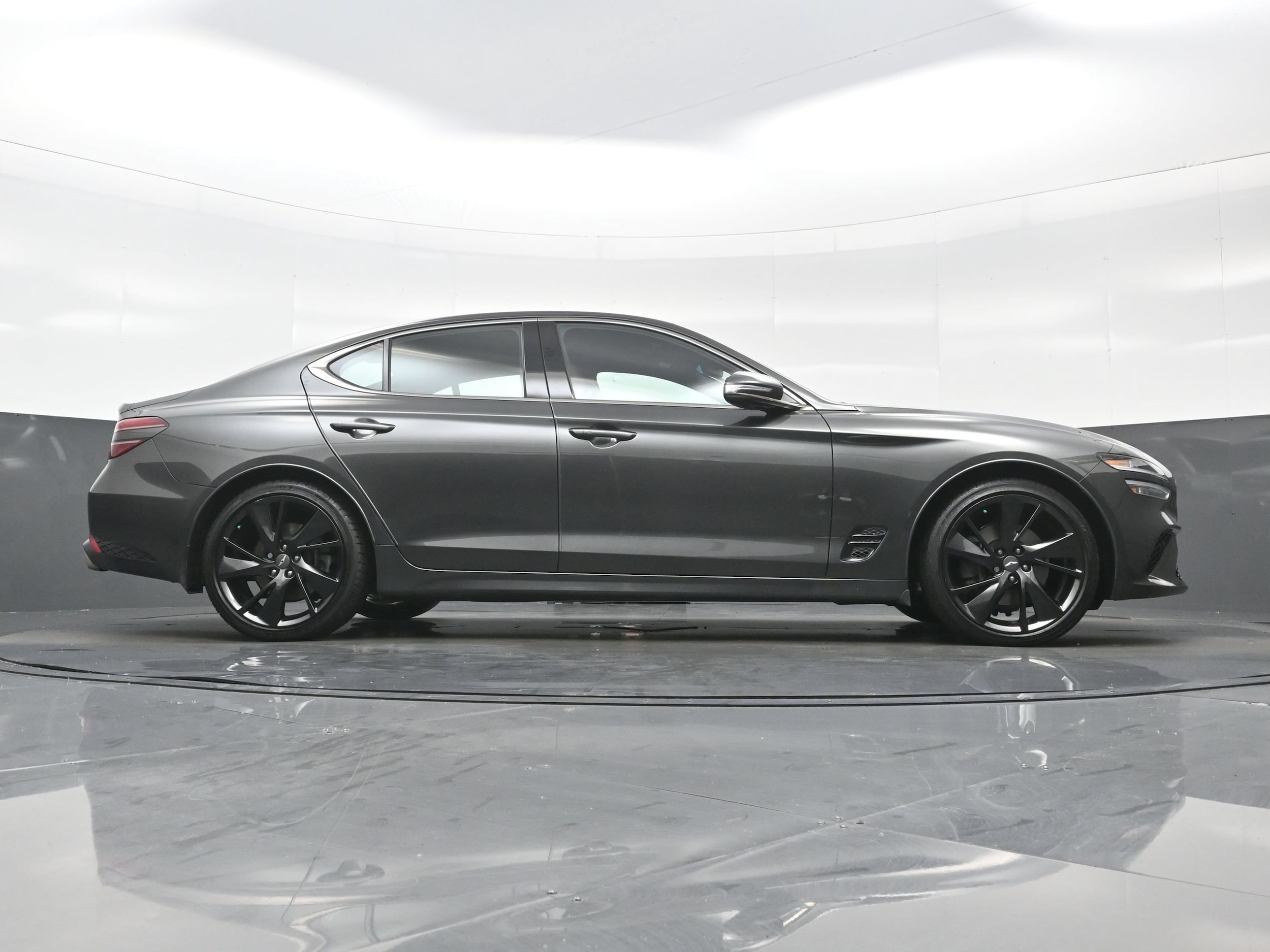 2023 GENESIS G70 Standard - Photo 35