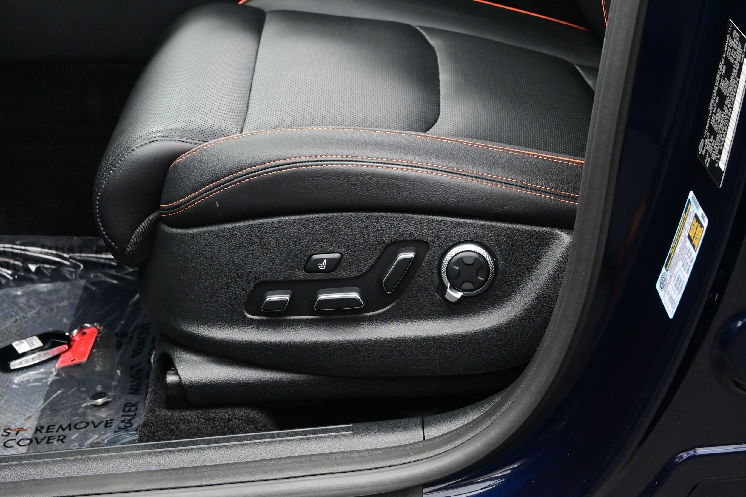 2026 GENESIS GV70 Sport Prestige - Photo 10