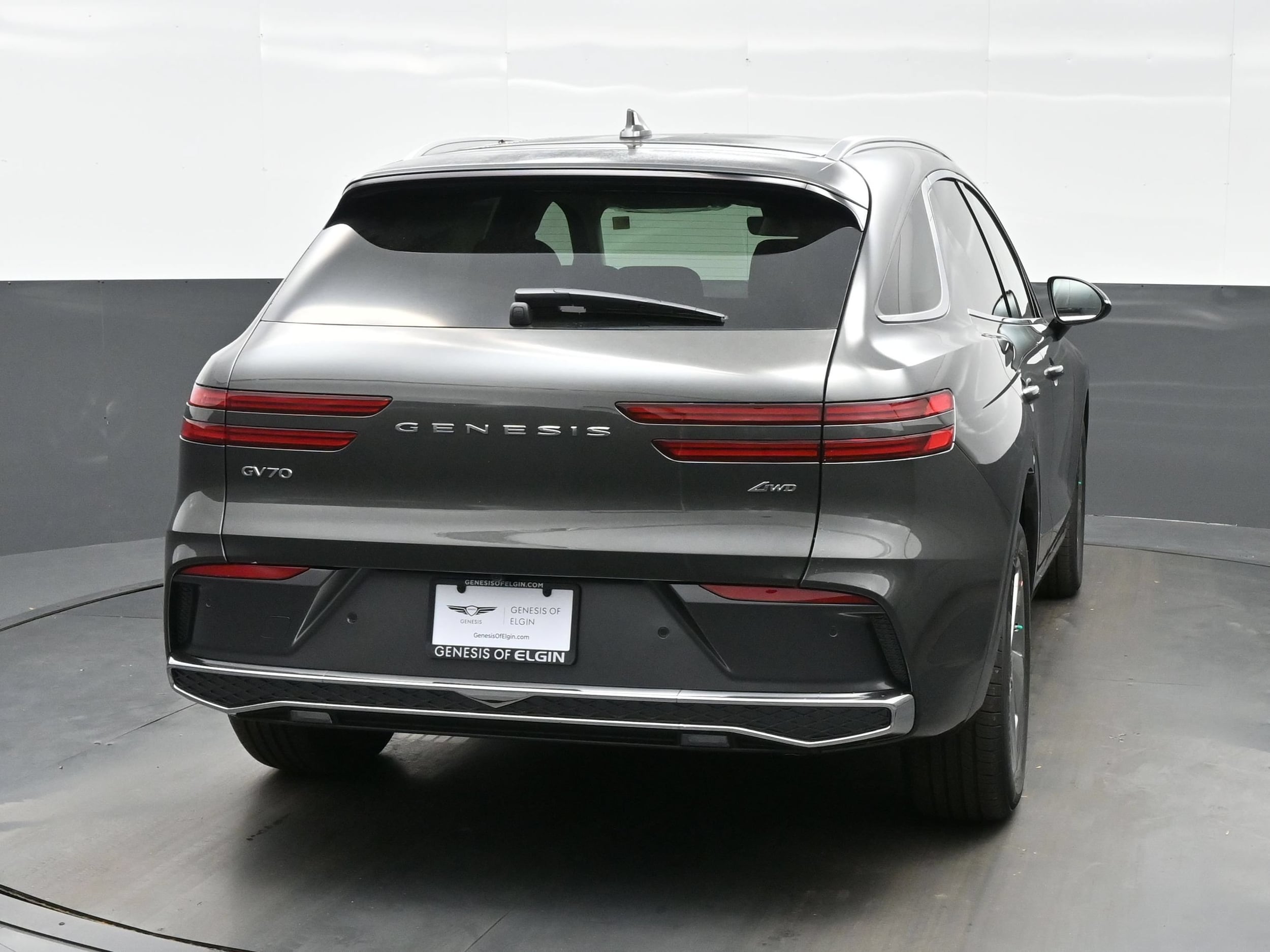 2026 GENESIS GV70 Standard - Photo 5