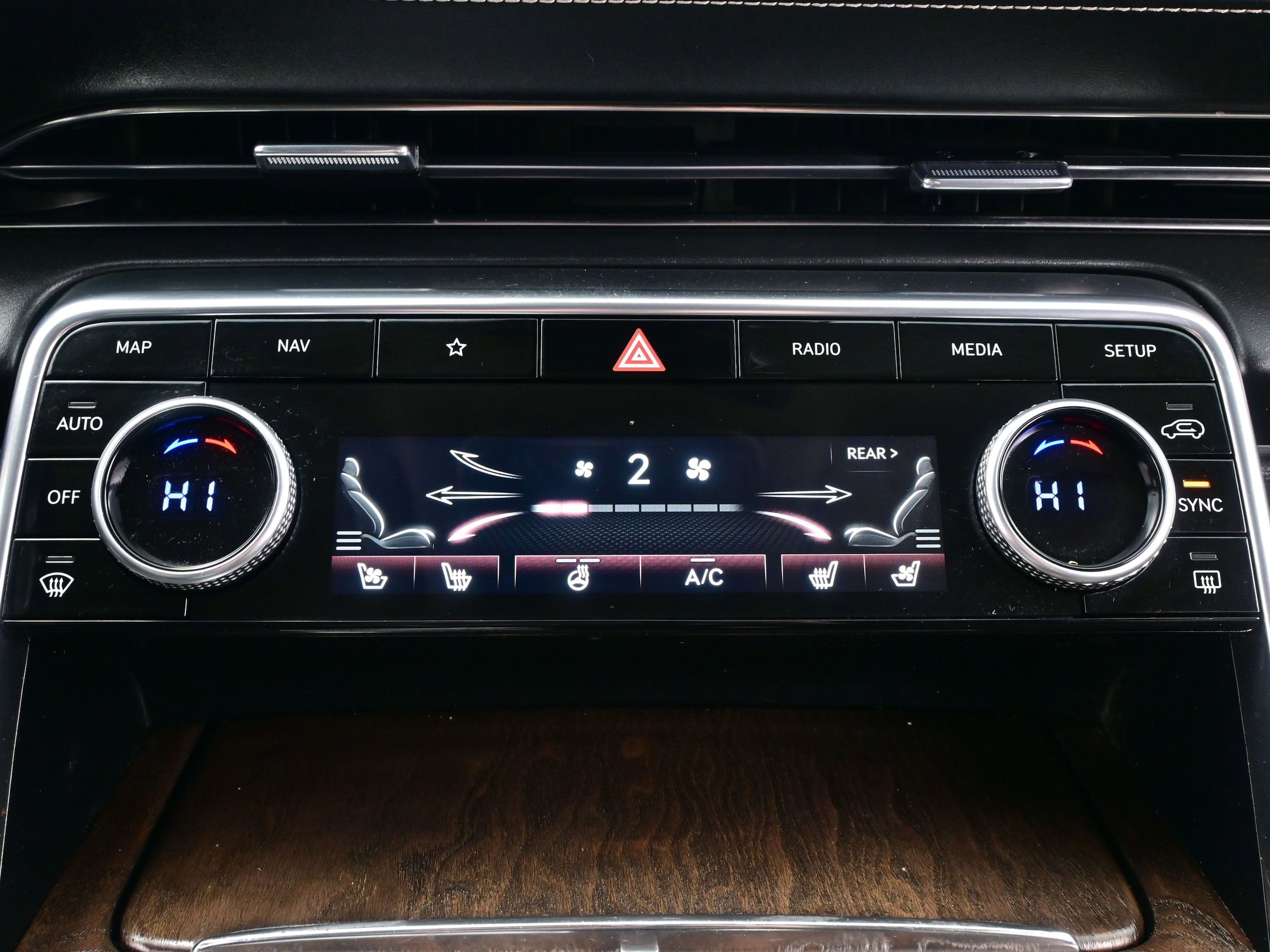 2021 GENESIS GV80 Standard - Photo 21