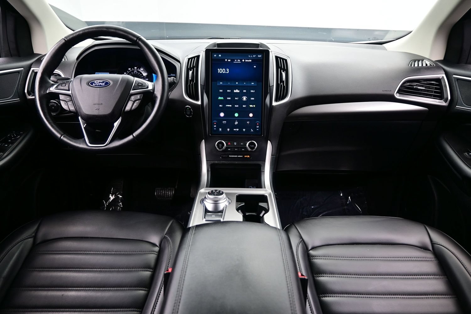 2024 Ford Edge SEL - Photo 17