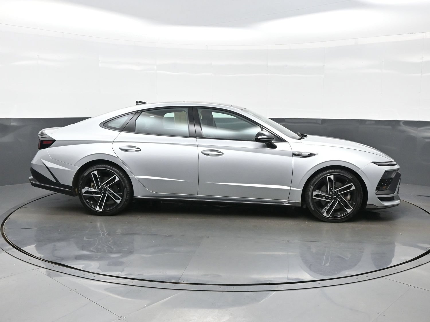 2025 Hyundai Sonata N Line - Photo 7