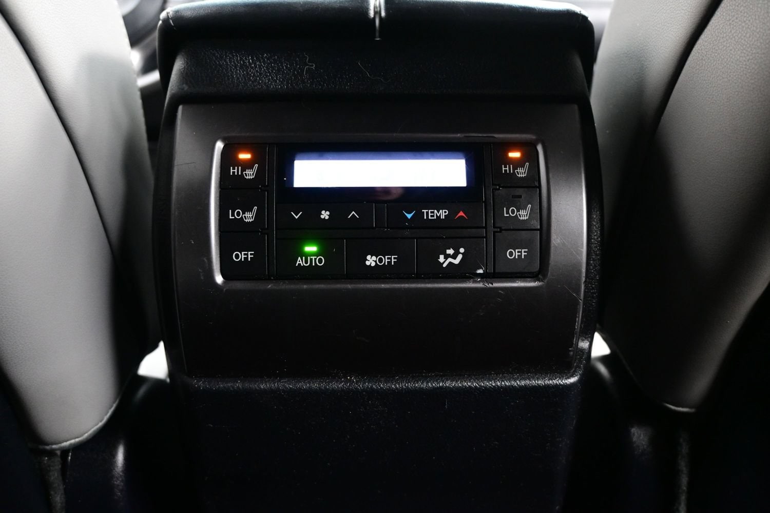 2023 Lexus GX Base - Photo 17
